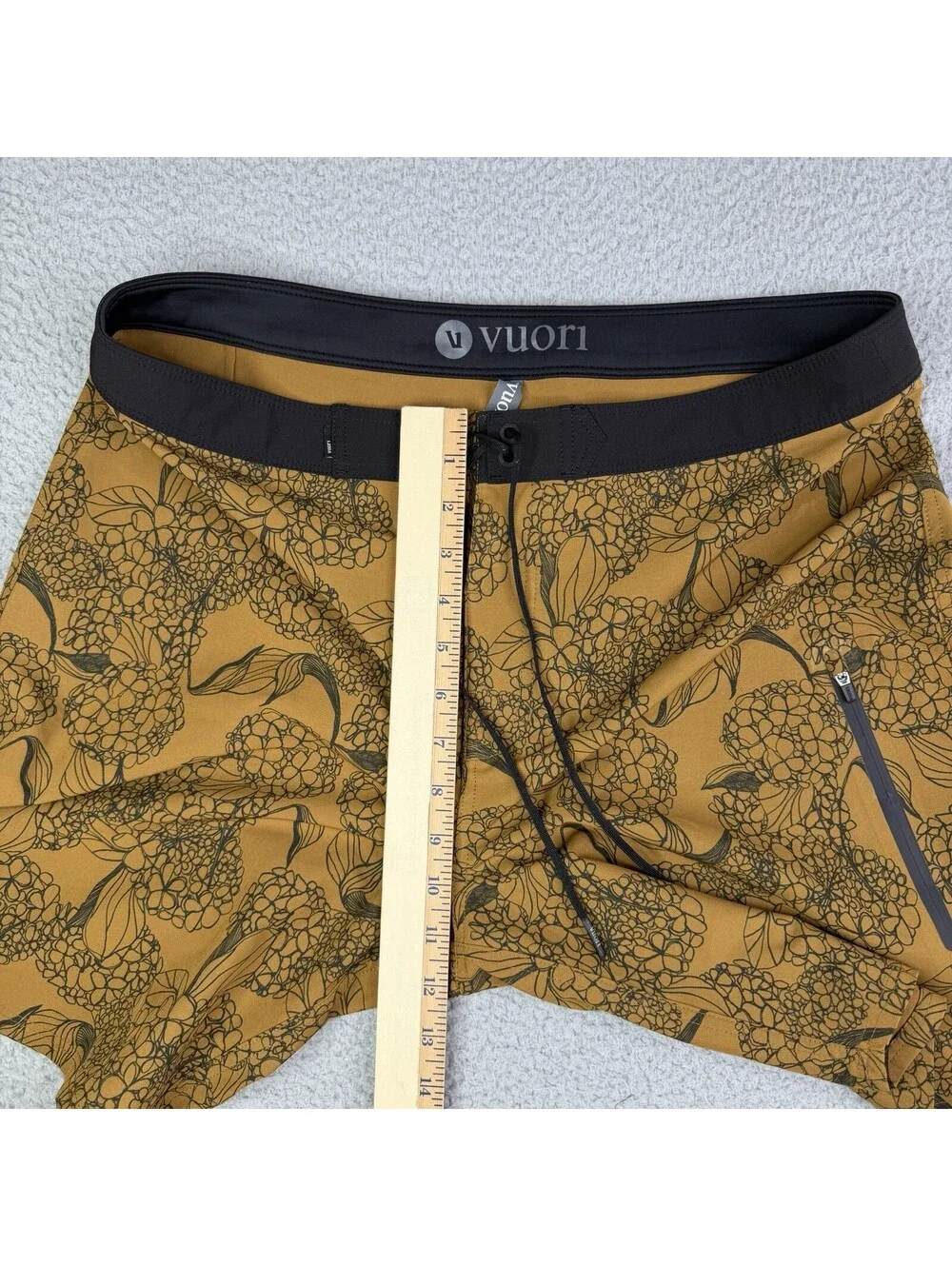 Vuori Men’s SZ 33 Style V383 Infinity Board Shorts Floral Brown Unlined Swim